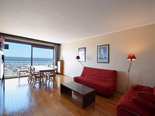 Apartment De Haan Features 1
