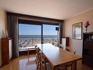 Apartment De Haan Features 18