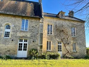 Maison de vacances Gîte au coeur d'un château à Audrieu Normandie - Vienne en Bessin - image1