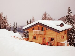 Chalet La Tzoumaz Outdoor Recording 7