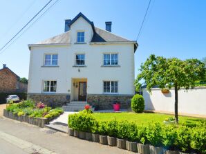 Holiday house Nice Holiday Home in Tillet with Private Terrace - Sainte-Ode - image1