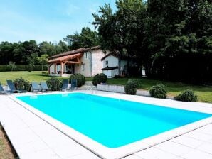 Ferienhaus mit Pool in Verteillac - Verteillac - image1