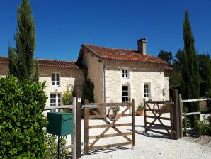 Holiday house Ferienhaus mit Pool in Verteillac - Verteillac - image1