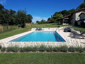 Ferienhaus mit Pool in Verteillac - Verteillac - image1