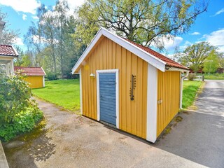 Abstellschuppen für Grill, Kaminholz etc.