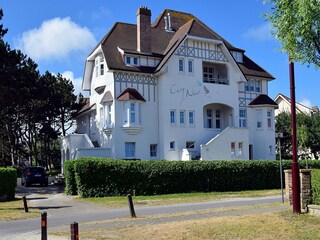 Apartment De Haan Outdoor Recording 1
