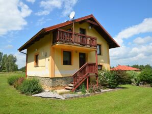 Gem. Ferienhaus mit Swimmingpool in Konstantinovy Lázne - Konstantinovy Lazne - image1