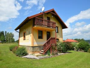 Gem. Ferienhaus mit Swimmingpool in Konstantinovy Lázne - Konstantinovy Lazne - image1