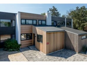 Ferienhaus am Meer und Dünen