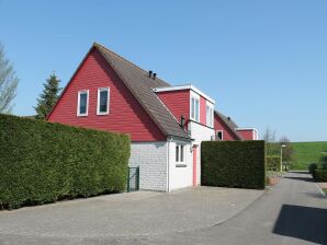 Holiday park Nice holiday home with garden near beach - Wemeldinge - image1