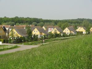 Holiday park Schönes Ferienhaus mit Garten in Strandnähe - Wemeldinge - image1