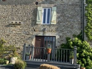 Maison de vacances Beau gîte à Sainte-Marguerite-d'Elle avec barbecue - Tournières - image1