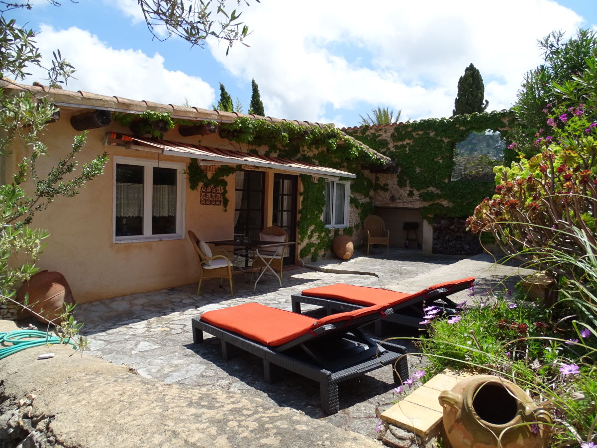 Finca Oase Gastehaus Fur 2 Personen Son Macia Firma Fincaoase Can Negre Frau Lisa Fabry