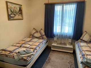 Schlafzimmer mit Einzelbetten