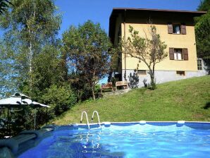 Casa per le vacanze Casa vacanze indipendente sul lago d'Iseo con piscina - Zona - image1