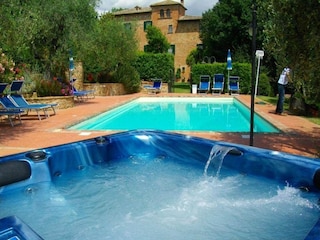 Castle Foiano della Chiana Outdoor Recording 5
