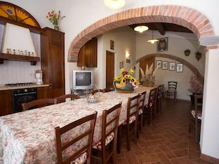 Castle Foiano della Chiana Features 23