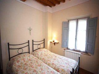 Castle Foiano della Chiana Features 18