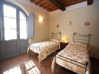 Castle Foiano della Chiana Features 34