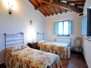 Castle Foiano della Chiana Features 15