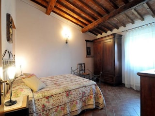 Castle Foiano della Chiana Features 11
