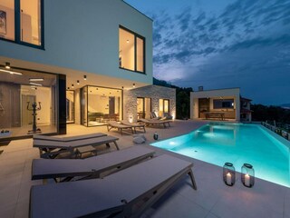 Villa Ravni Buitenaudio-opname 12