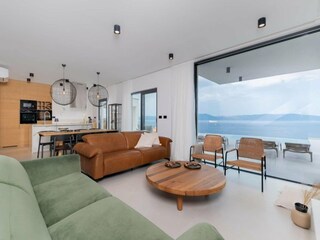 Villa Ravni Features 25