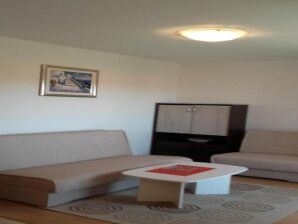 Appartement Apartments Smilje i Maslina - One Bedroom Apartment with Terrace 1 - Karine - image1