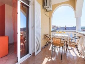 Appartement Apartments Milic - One Bedroom Apartment with Sea View and Terrace - Karine - image1