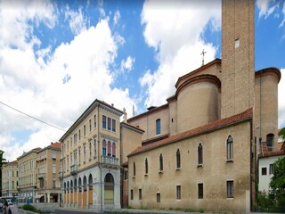 Apartment Venecia Environment 46