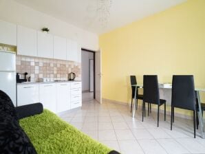 Appartement Apartments Milic - One Bedroom Apartment with Terrace and Sea View - Karin - image1