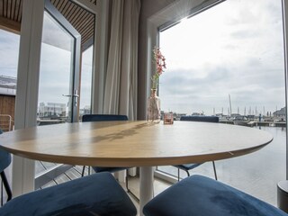 House boat Uitwellingerga Features 27