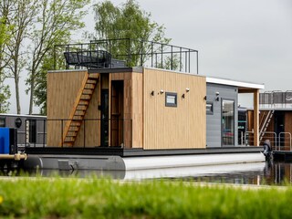 Barco casa Uitwellingerga Grabación al aire libre 8