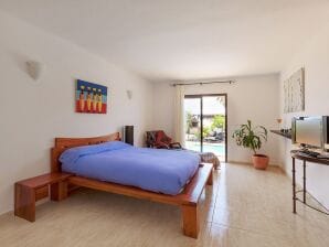 Belvilla by OYO Mango 4 pax - Playa Blanca - image1