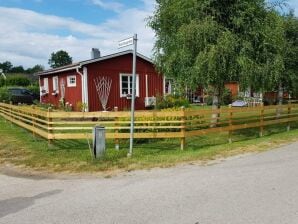 Holiday house 4 person holiday home in FÄRJESTADEN - Kalmar - image1