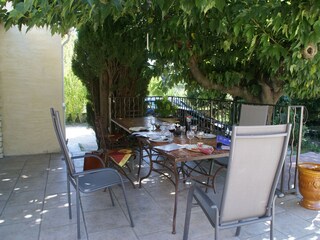 Holiday house Le Thor Outdoor Recording 7