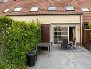 Schönes Ferienhaus in De Haan mit Grill und Carport - De Haan - image1