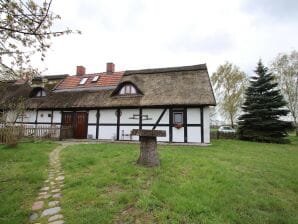 Maison de vacances Maison au toit de chaume à Pogreß avec un grand terrain - Lucwitz - image1