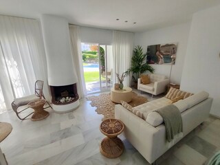 Holiday house Manilva Features 33