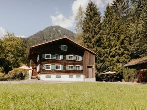Chalet Eine Oase im Grünen mit majestätischem Bergblick - St. Anton, Vorarlberg - image1