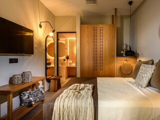 Holiday park Analipsi Features 24