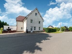 Holiday house Schönes Ferienhaus in Bütgenbach mit Tennisplatz - Bütgenbach - image1