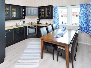Holiday house Laukvik  36