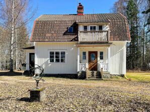 Holiday house 4 Personen Ferienhaus in HÖJE - Munkfors - image1