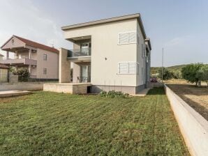 Wohnwagen Luxury D Apartments - Two Bedroom Apartment with Terrace A1 - Bibinje - image1