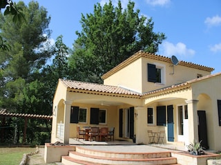 Ferienhaus Villecroze Außenaufnahme 2