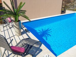 Cottage Villa Lemily - Five Bedroom with Swimming Pool - Šapjane - image1