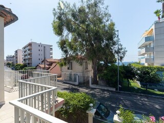 Villa Antibes Buitenaudio-opname 6