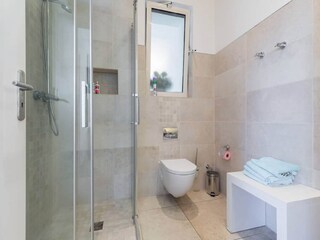 Villa Antibes Features 26