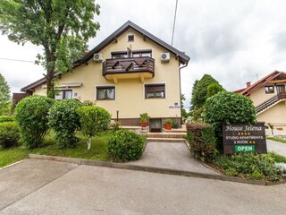 Apartment Grabovac Außenaufnahme 5